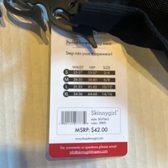 NWT Skinnygirl black shaping shapeweat seamless shorts tames the tummy size LG - Picture 6 of 9